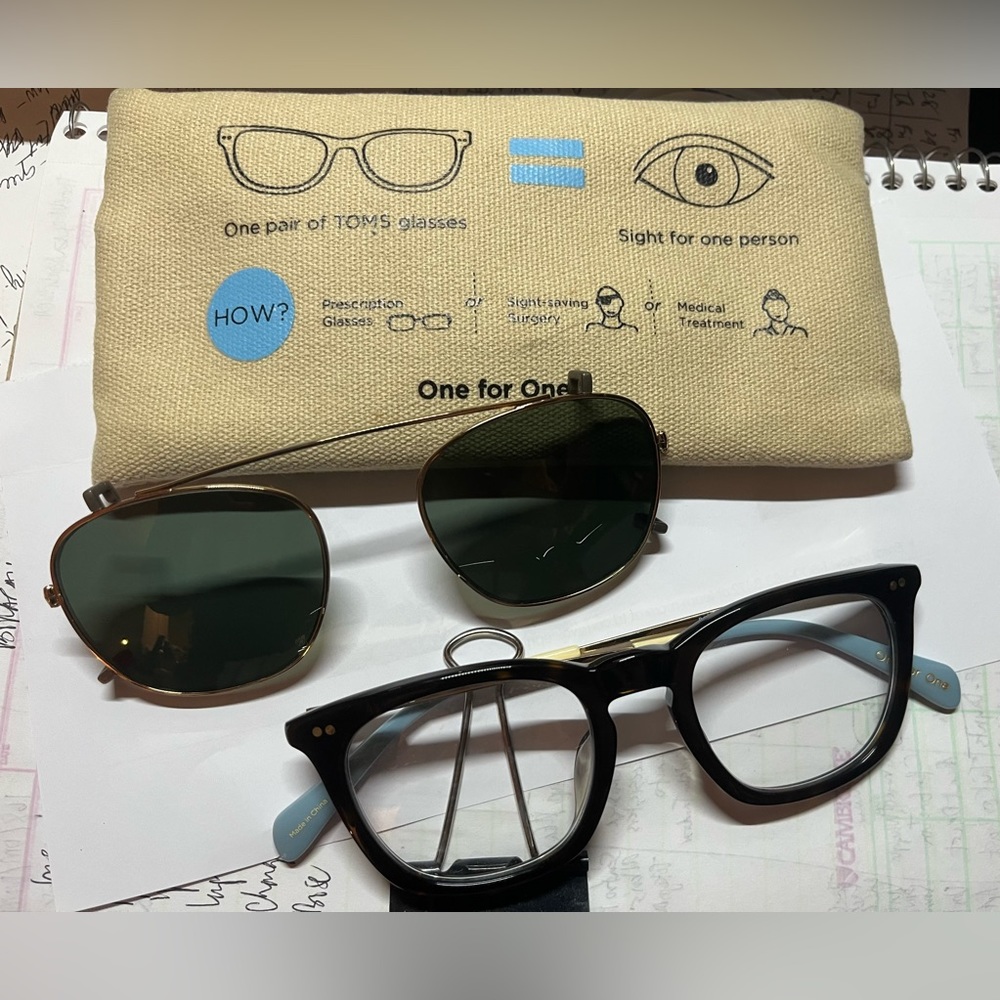 Toms Maxwell Prescription Frames Eyeglasses Sunglasses Attachment